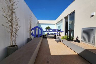 Casa &agrave; venda - 379m&sup2; - Tambor&eacute;