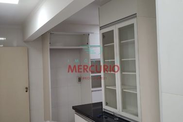 Apartamento &agrave; venda - 220m&sup2; - Centro