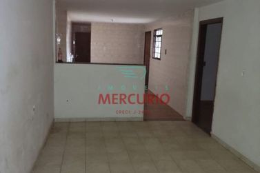 Casa &agrave; venda - 170m&sup2; - Conjunto Habitacional Engenheiro Ot&aacute;vio Rasi