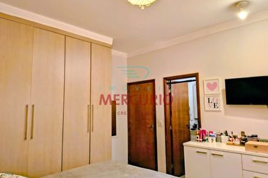 Casa &agrave; venda - 230m&sup2; - Vila Avia&ccedil;&atilde;o