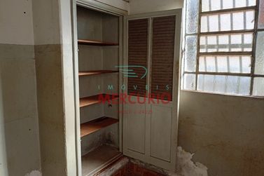 Casa &agrave; venda - 222m&sup2; - Centro