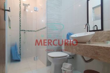 Casa &agrave; venda - 450m&sup2; - Residencial Vale Florido