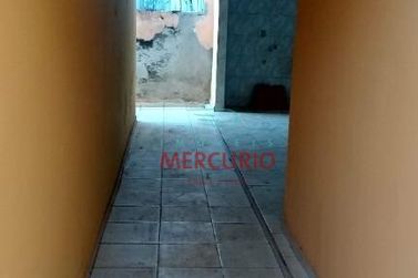 Casa &agrave; venda - 242m&sup2; - Vila Cardia