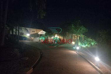 Ch&aacute;cara &agrave; venda - 695m&sup2; - Rio Verde
