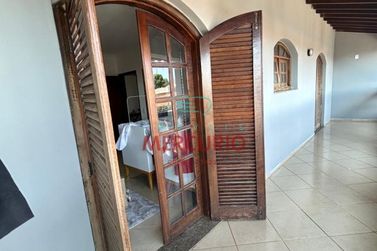 Sobrado &agrave; venda - 370m&sup2; - Vila Monlevade