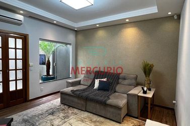 Casa &agrave; venda - 197m&sup2; - Quinta da Bela Olinda