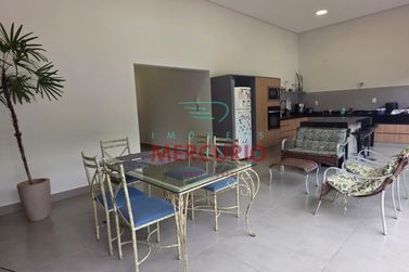 Casa &agrave; venda - 201m&sup2; - Morada Do Sol