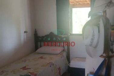 S&iacute;tio &agrave; venda - 180m&sup2; - Centro