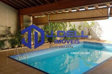Casa &agrave; venda - 538m&sup2; - Vila Guedes de Azevedo
