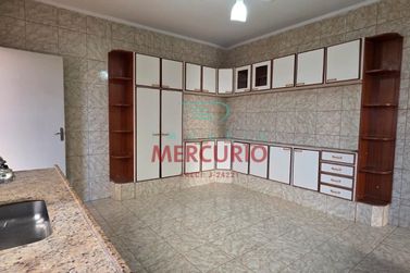 Casa &agrave; venda - 236m&sup2; - Vila Monlevade