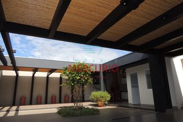 Casa &agrave; venda - 296m&sup2; - Jardim Terra Branca