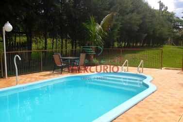Ch&aacute;cara &agrave; venda - 24000m&sup2; - Piratininga