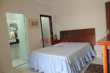 Casa &agrave; venda - 296m&sup2; - Jardim Terra Branca