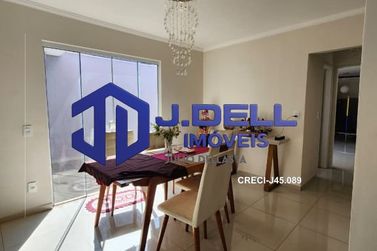 Casa &agrave; venda - 330m&sup2; - Vila Nova Santa Luzia