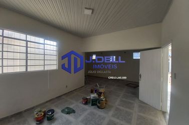 Casa &agrave; venda - 200m&sup2; - Vila Monlevade
