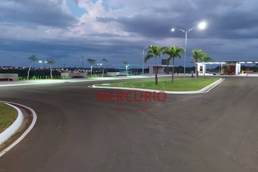 Terreno &agrave; venda - 402m&sup2; - Recanto dos Bandeirantes