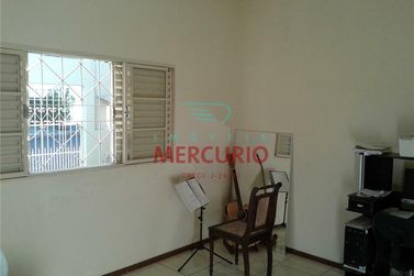 Casa &agrave; venda - 150m&sup2; - Jardim Terra Branca