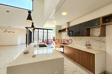Casa para alugar - 310m&sup2; - Residencial Lago Sul