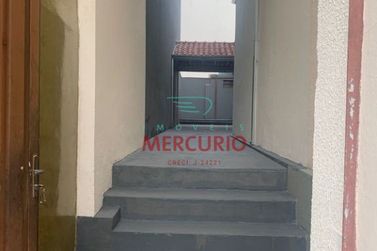 Casa para alugar - 200m&sup2; - Centro