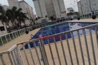 Apartamento &agrave; venda - 45m&sup2; - Vila Serr&atilde;o