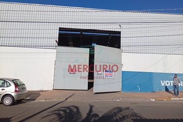 Sal&atilde;o Comercial para alugar - 2000m&sup2; - Vila Lemos