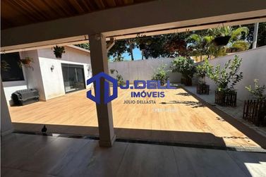 Casa &agrave; venda - 600m&sup2; - Residencial Vale Florido