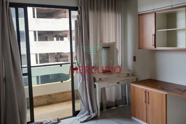Apartamento &agrave; venda - 220m&sup2; - Centro