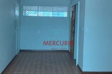Apartamento &agrave; venda - 93m&sup2; - Centro
