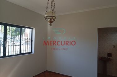 Casa &agrave; venda - 301m&sup2; - Centro