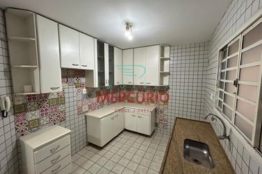 Sobrado &agrave; venda - 100m&sup2; - Vila Para&iacute;so