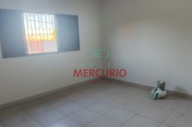 Casa &agrave; venda - 66m&sup2; - Parque Santa Edwiges