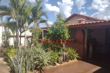Casa &agrave; venda - 90m&sup2; - Nova Piraju&iacute;
