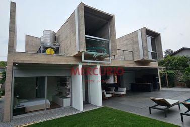 Casa &agrave; venda - 316m&sup2; - Jardim Shangri-L&aacute;