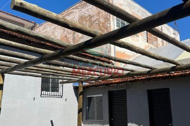 Casa &agrave; venda - 400m&sup2; - Centro