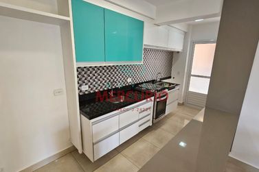 Apartamento &agrave; venda - 70m&sup2; - Vila Nova Cidade Universit&aacute;ria