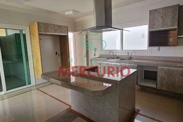 Casa &agrave; venda - 550m&sup2; - Vila Mesquita