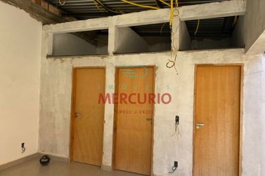 Casa &agrave; venda - 152m&sup2; - N&uacute;cleo Habitacional Mary Dota
