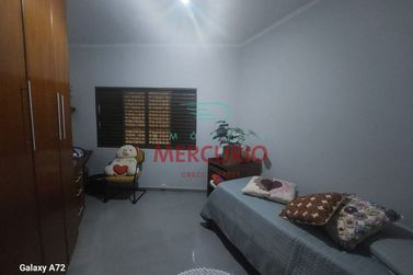 Casa &agrave; venda - 190m&sup2; - Jardim Continental