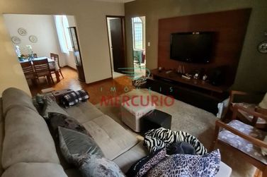 Casa &agrave; venda - 210m&sup2; - Vila Nova Cidade Universit&aacute;ria