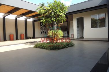 Casa &agrave; venda - 296m&sup2; - Jardim Terra Branca