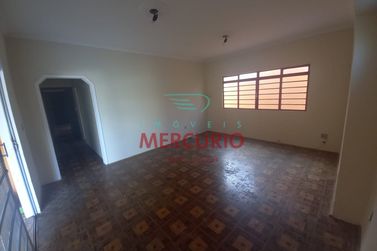 Casa &agrave; venda - 188m&sup2; - Vila Cardia