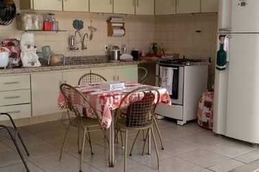 Casa &agrave; venda - 210m&sup2; - Vila Nova Cidade Universit&aacute;ria