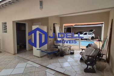 Casa &agrave; venda - 407m&sup2; - Vila Aeroporto Bauru