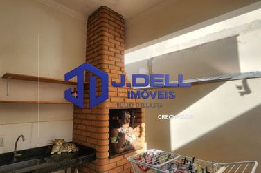 Casa &agrave; venda - 230m&sup2; - Jardim Terra Branca