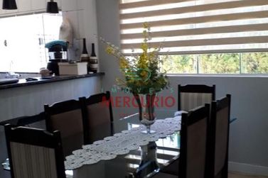 Casa &agrave; venda - 140m&sup2; - Jardim Silvestri