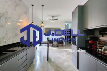 Casa &agrave; venda - 400m&sup2; - Bela Vista