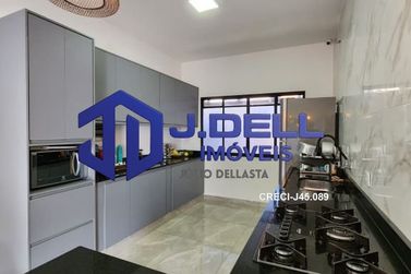 Casa &agrave; venda - 400m&sup2; - Bela Vista
