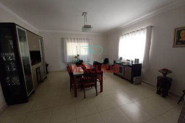 Ch&aacute;cara &agrave; venda - 695m&sup2; - Rio Verde