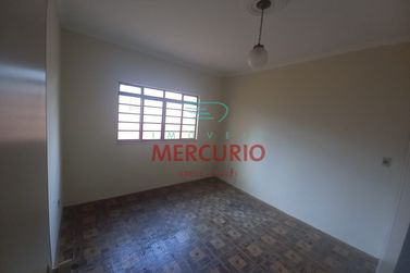 Casa &agrave; venda - 188m&sup2; - Vila Cardia