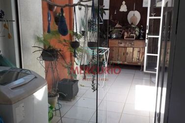 Casa &agrave; venda - 170m&sup2; - Vila Universit&aacute;ria